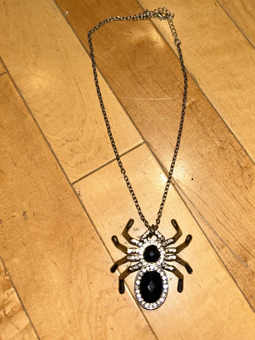 Silver Spider Pendant Necklace choker Women's Accessory Halloween jewelry black